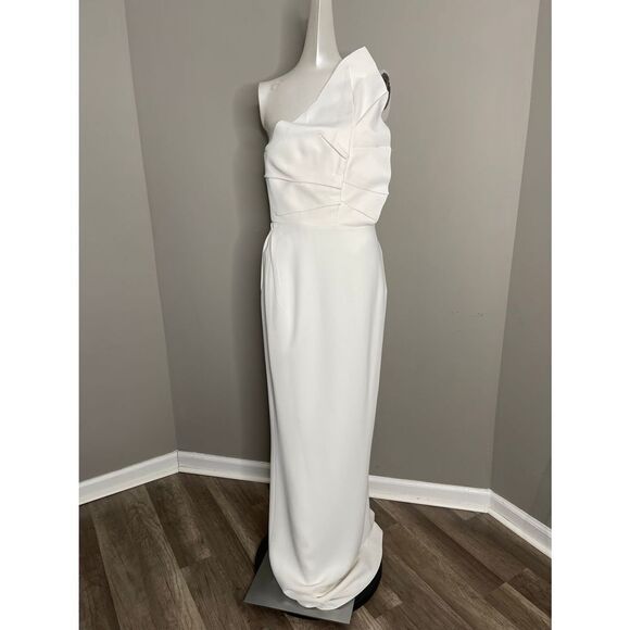 Roland Mouret
Warrington Stretch Sculpted Gown - Picture 6 of 11